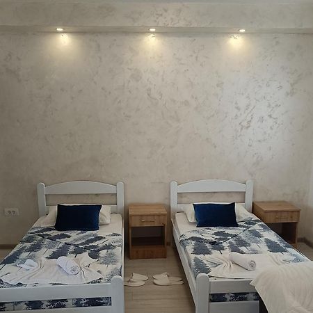Matija Airport Apartment Mitrovici  Εξωτερικό φωτογραφία