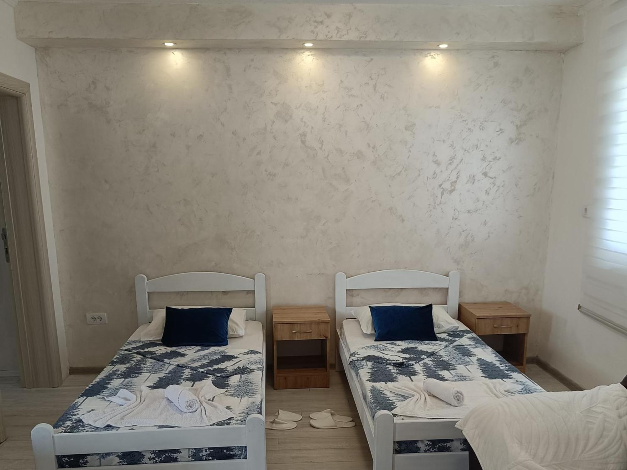 Matija Airport Apartment Mitrovici  Εξωτερικό φωτογραφία