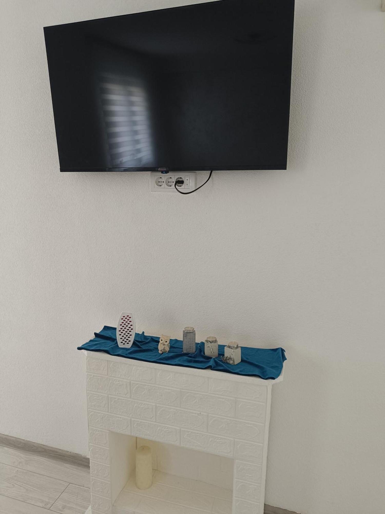 Matija Airport Apartment Mitrovici  Εξωτερικό φωτογραφία