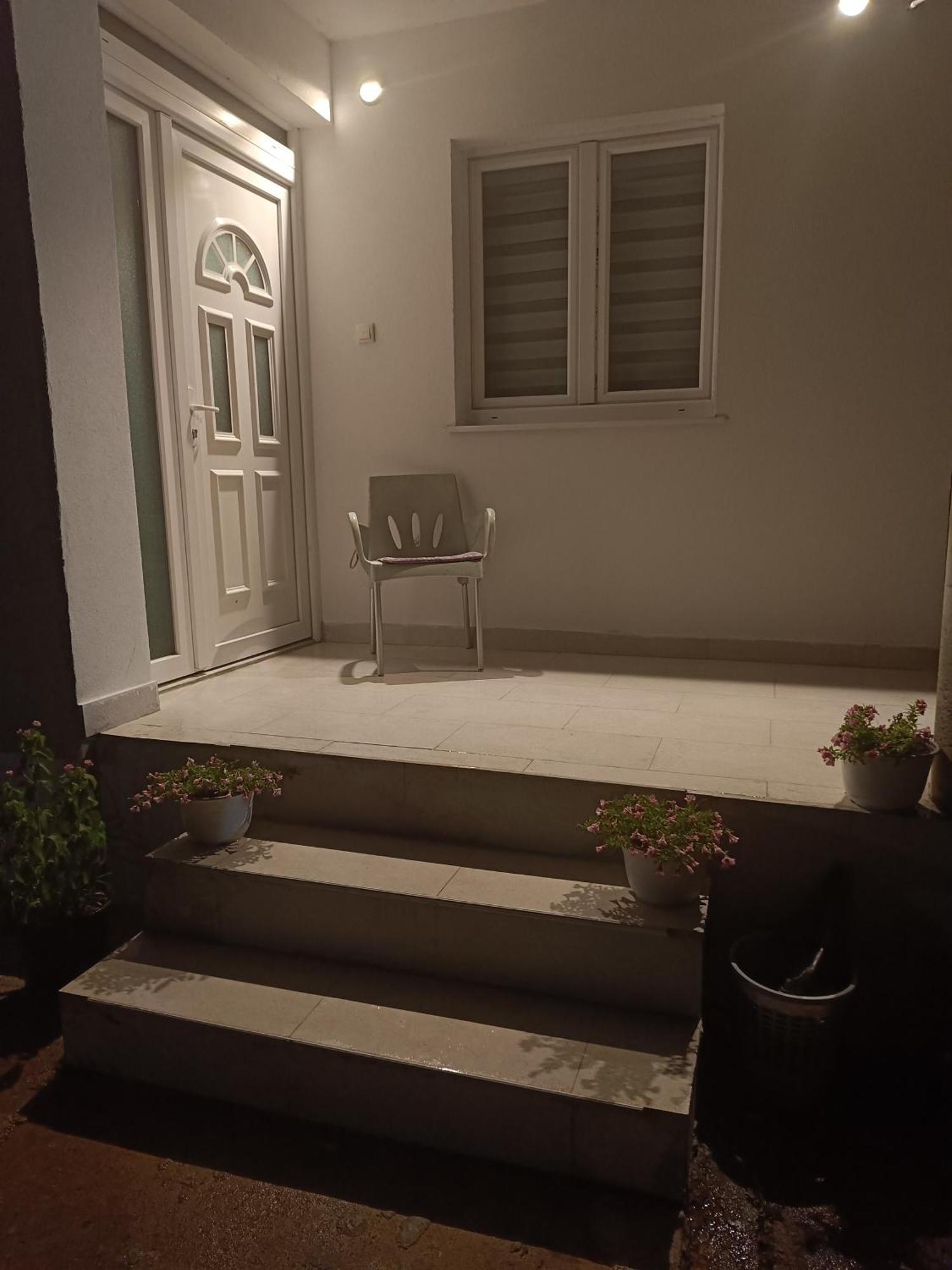 Matija Airport Apartment Mitrovici  Εξωτερικό φωτογραφία